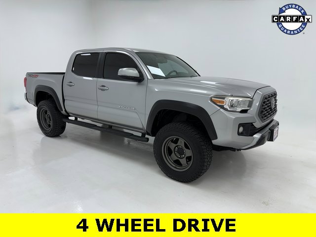 2017 Toyota Tacoma TRD Off Road's photo