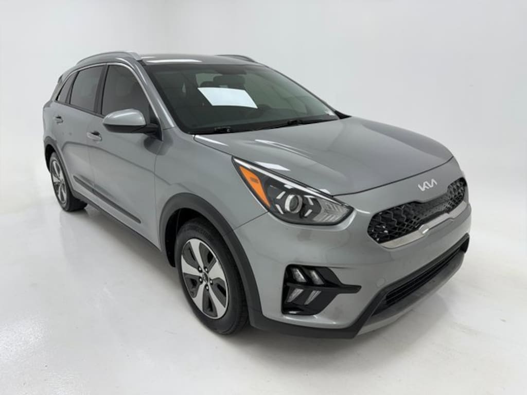 Used 2022 Kia Niro LX SUV