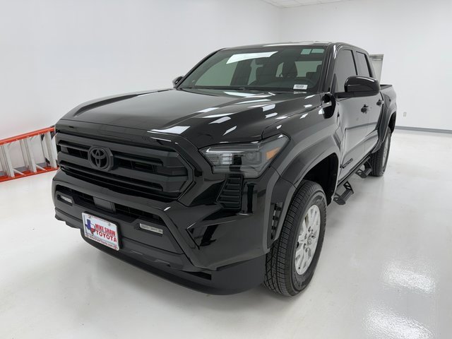 2025 Toyota Tacoma SR5 photo 4