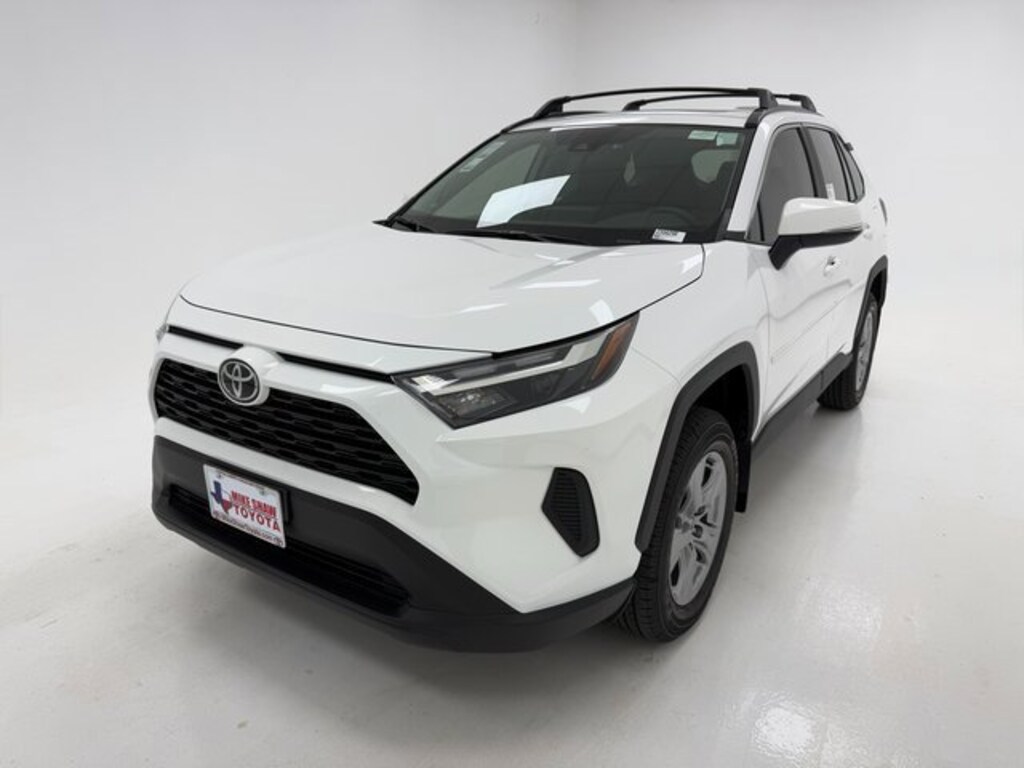 New 2025 Toyota RAV4 XLE SUV
