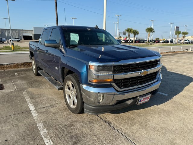 2016 Chevrolet Silverado 1500 LT photo 2