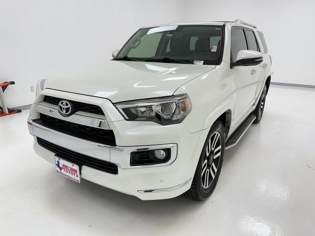 2015 Toyota 4Runner SR5 photo 4