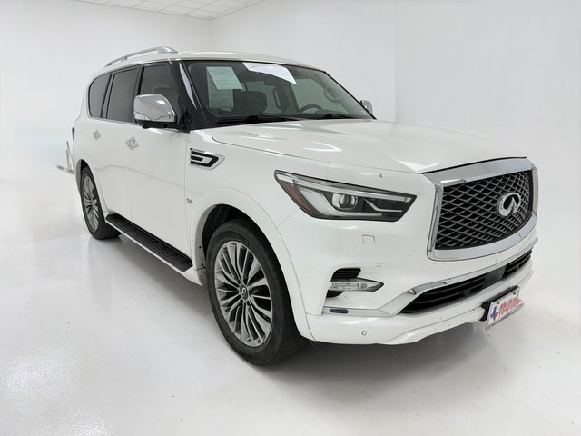 2018 Infiniti QX80 Base photo 2