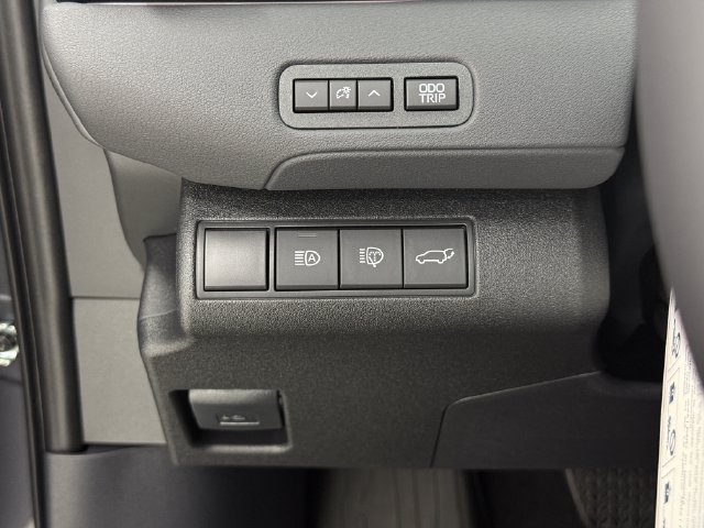 2026 Toyota bZ Woodland Woodland Premium - Photo 14