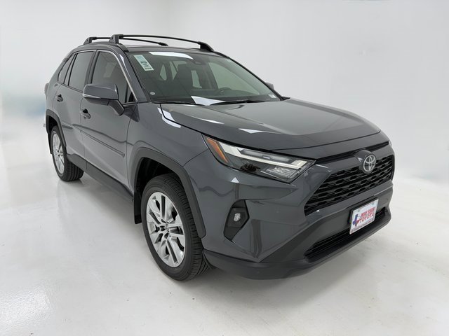 2025 Toyota RAV4 XLE Premium photo 2