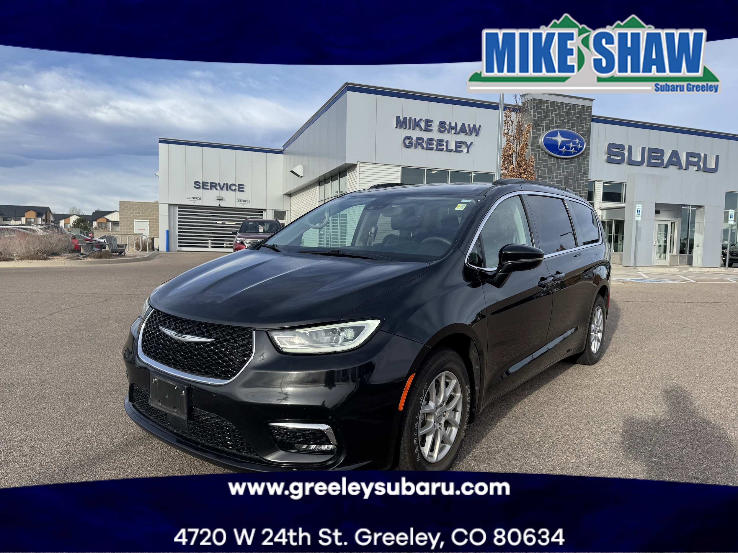 2022 Chrysler Pacifica Touring L's photo