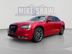 2017 Chrysler 300