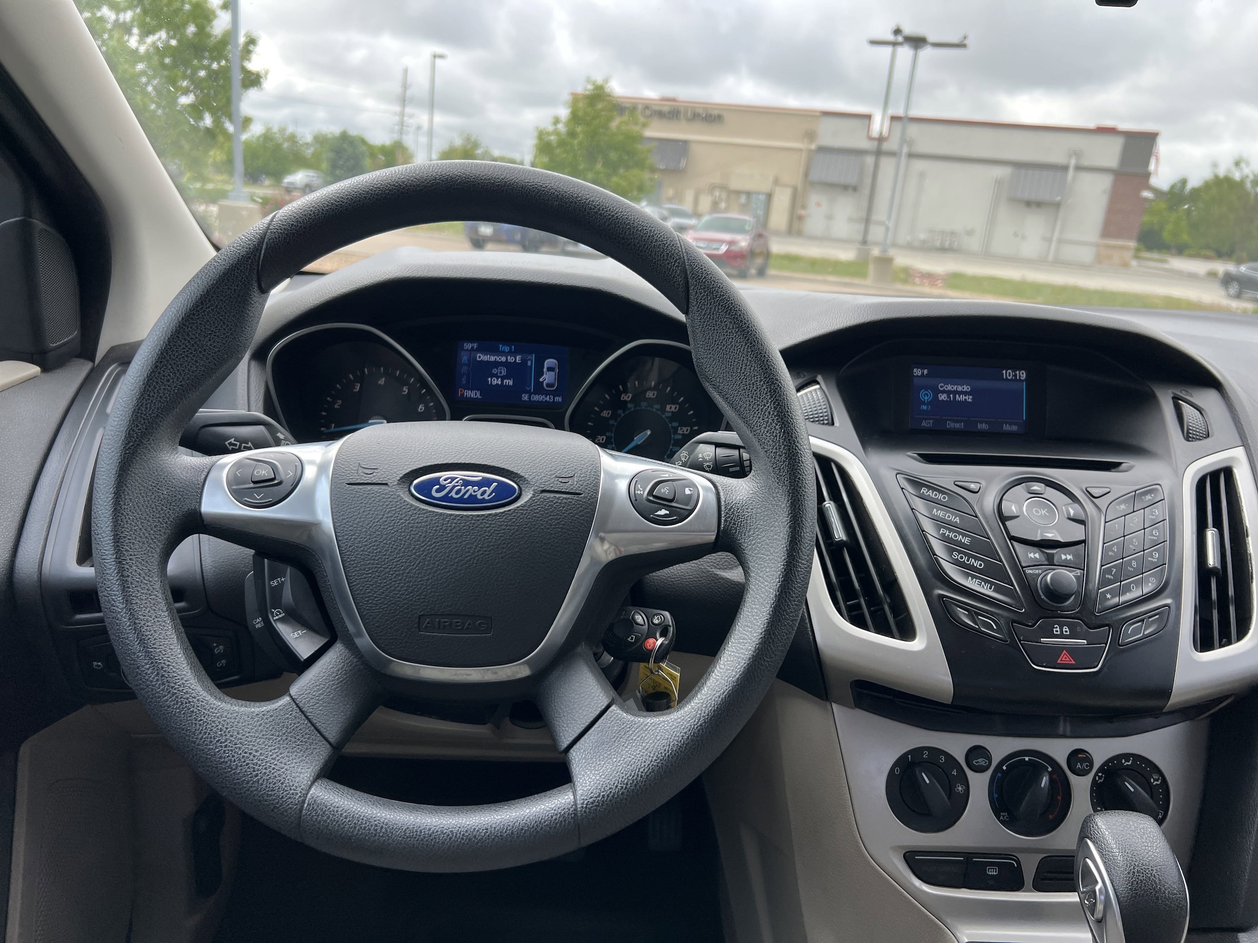 Used 2014 Ford Focus SE with VIN 1FADP3F27EL421071 for sale in Thornton, CO