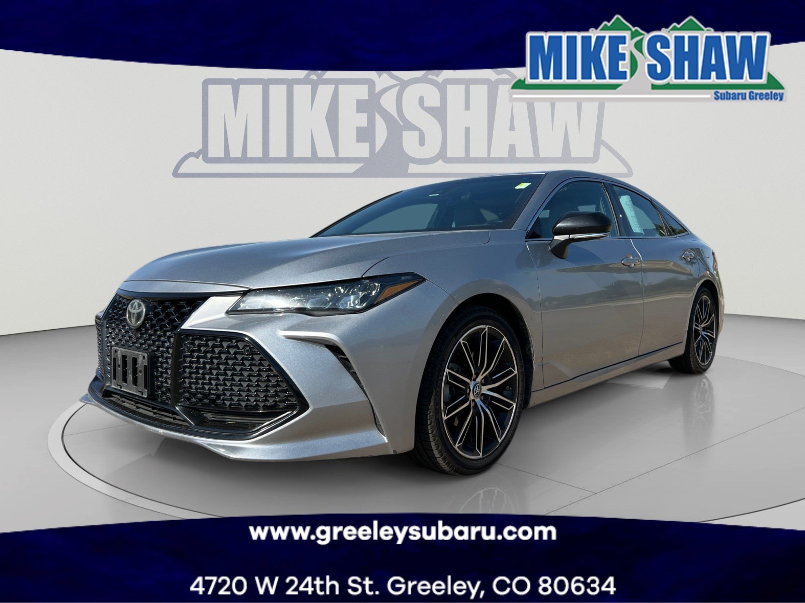 2019 Toyota Avalon XSE's photo