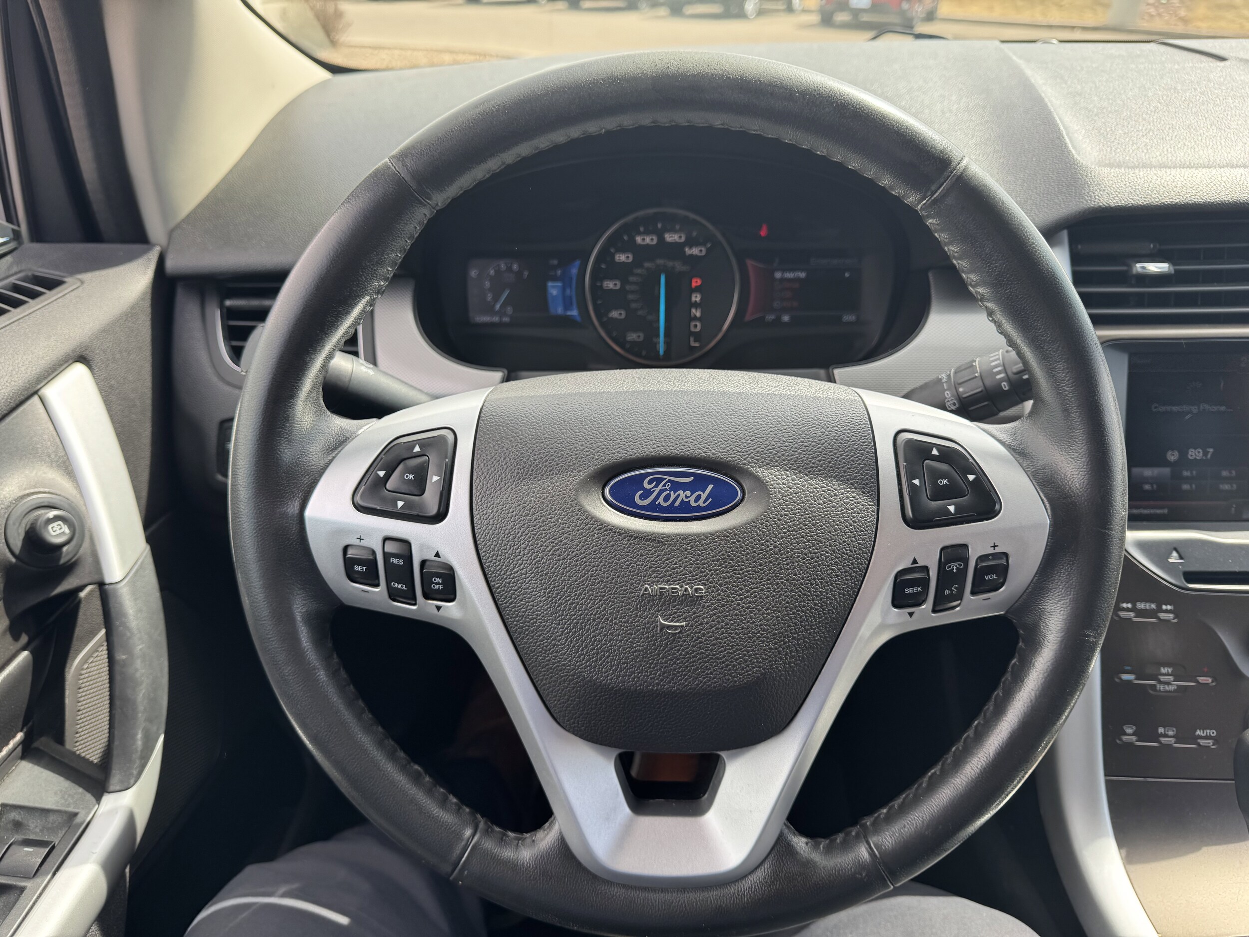 2013 Ford Edge SEL photo 3