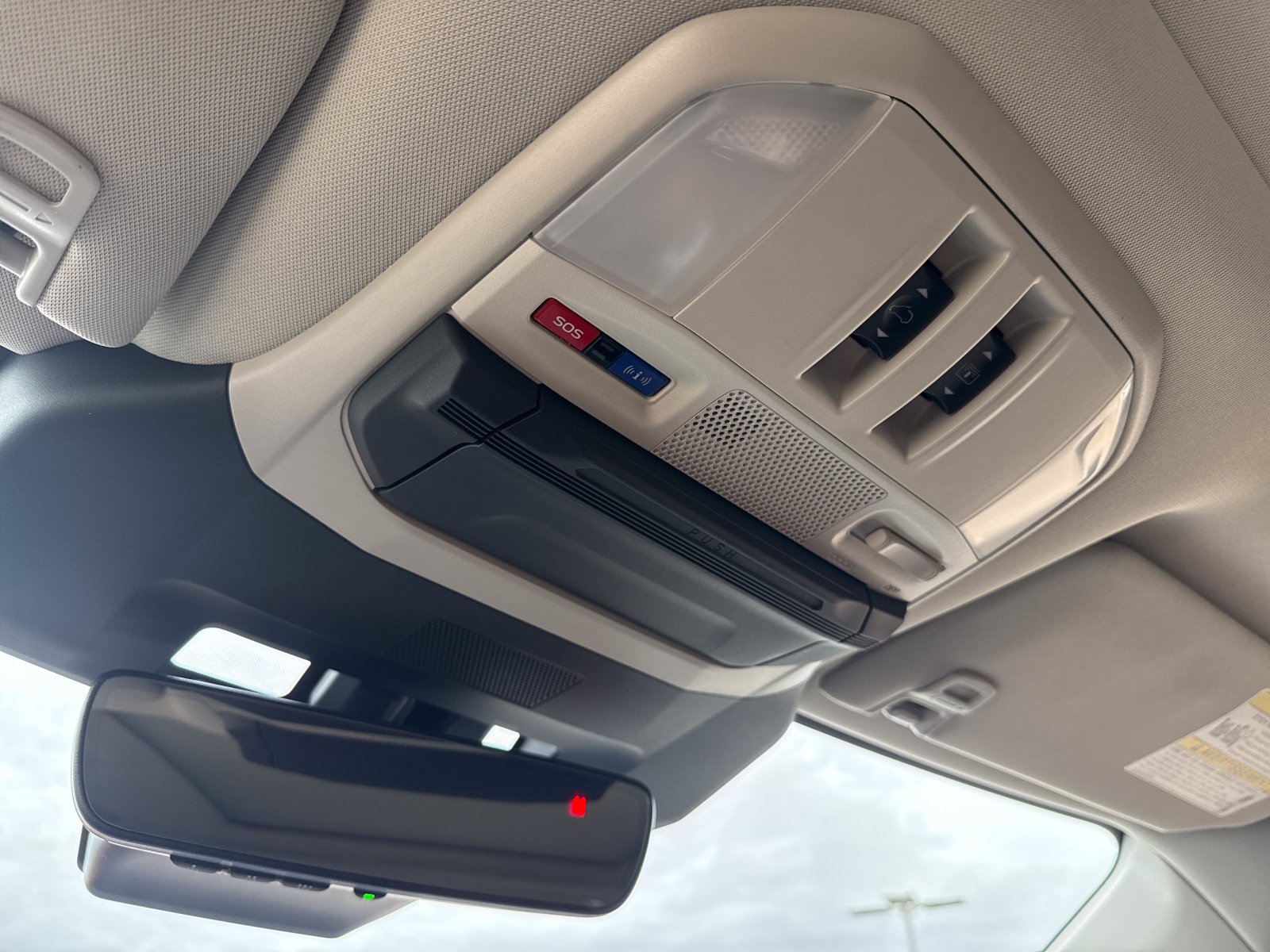 2026 Subaru Ascent Limited - Photo 32
