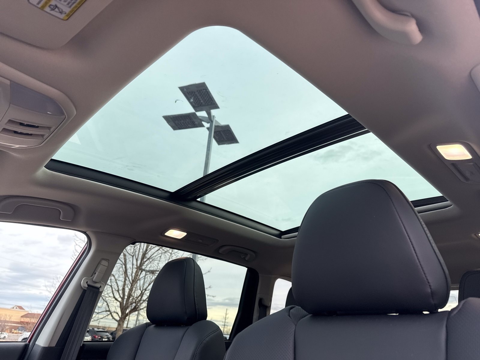 2026 Subaru Ascent Limited - Photo 24