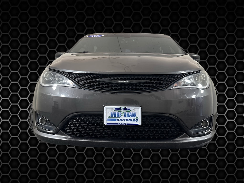 Used 2018 Chrysler Pacifica Touring Plus Mini-van, Passenger