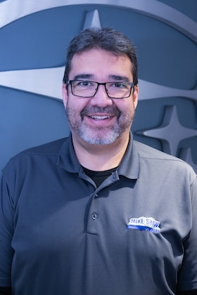 Staff member James Azuero from ID_2dda96cdca57