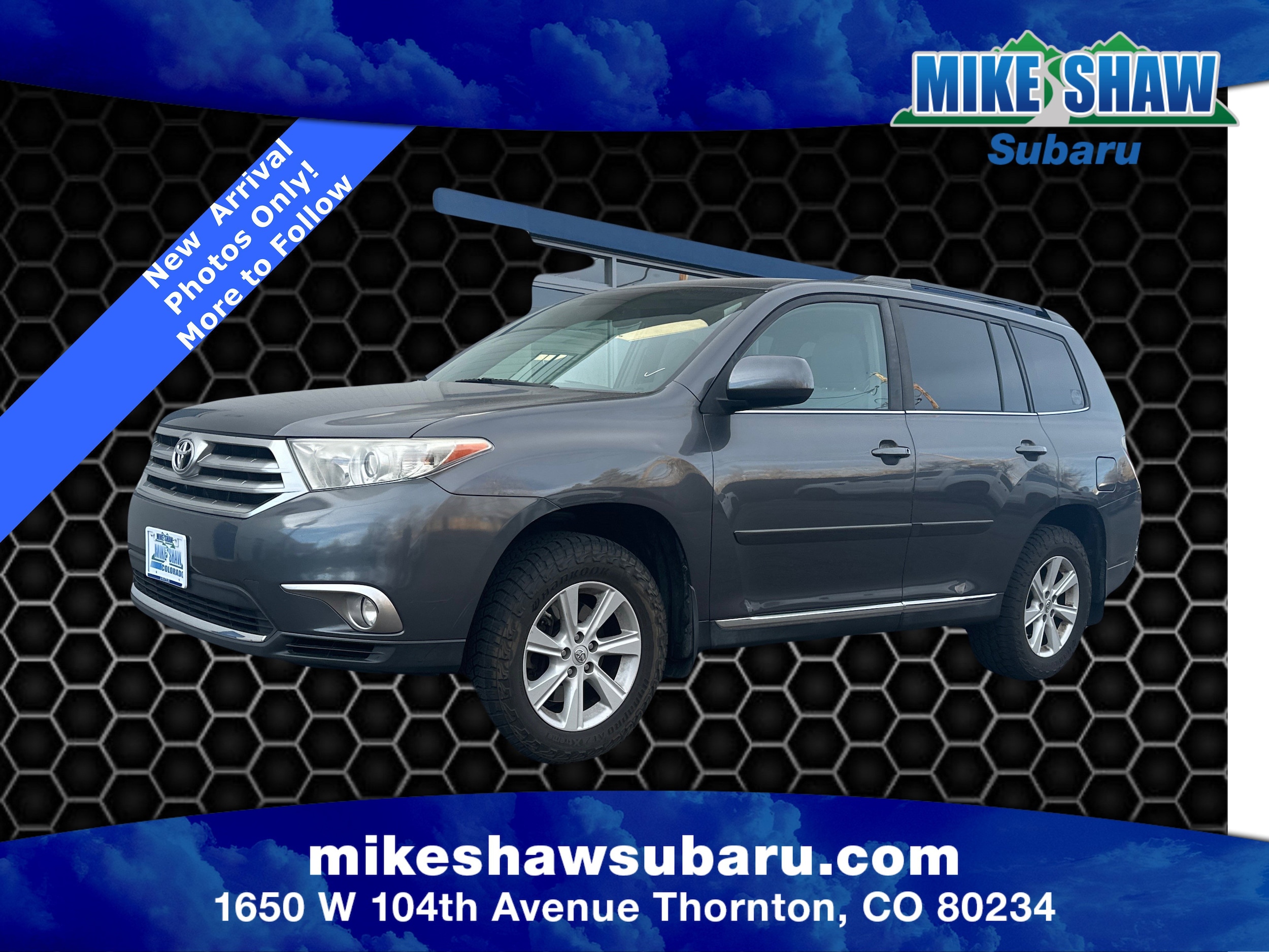 2013 Toyota Highlander Base's photo