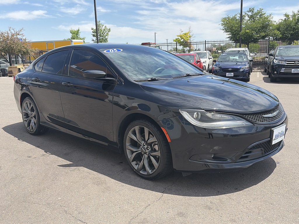 Used 2015 Chrysler 200 S 4dr Car