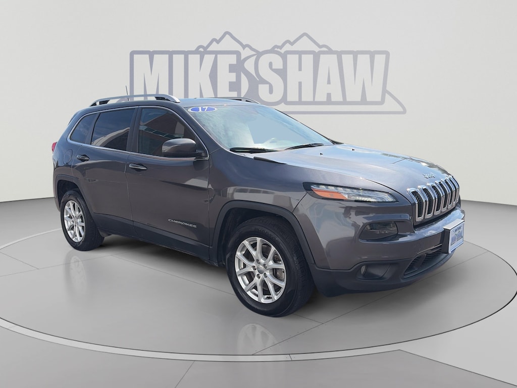 Used 2017 Jeep Cherokee Latitude Sport Utility