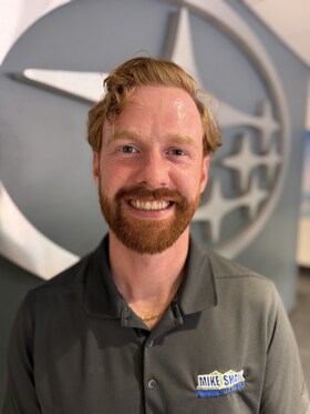 Staff member Andrew Hogan from ID_7e27f6d5ad3f