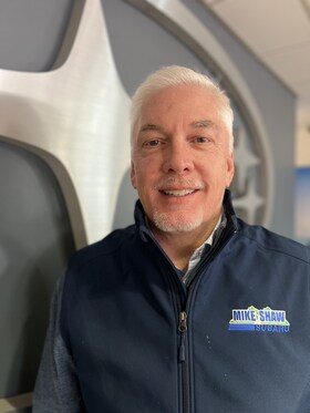 Staff member Ted Maloch from ID_2dda96cdca57