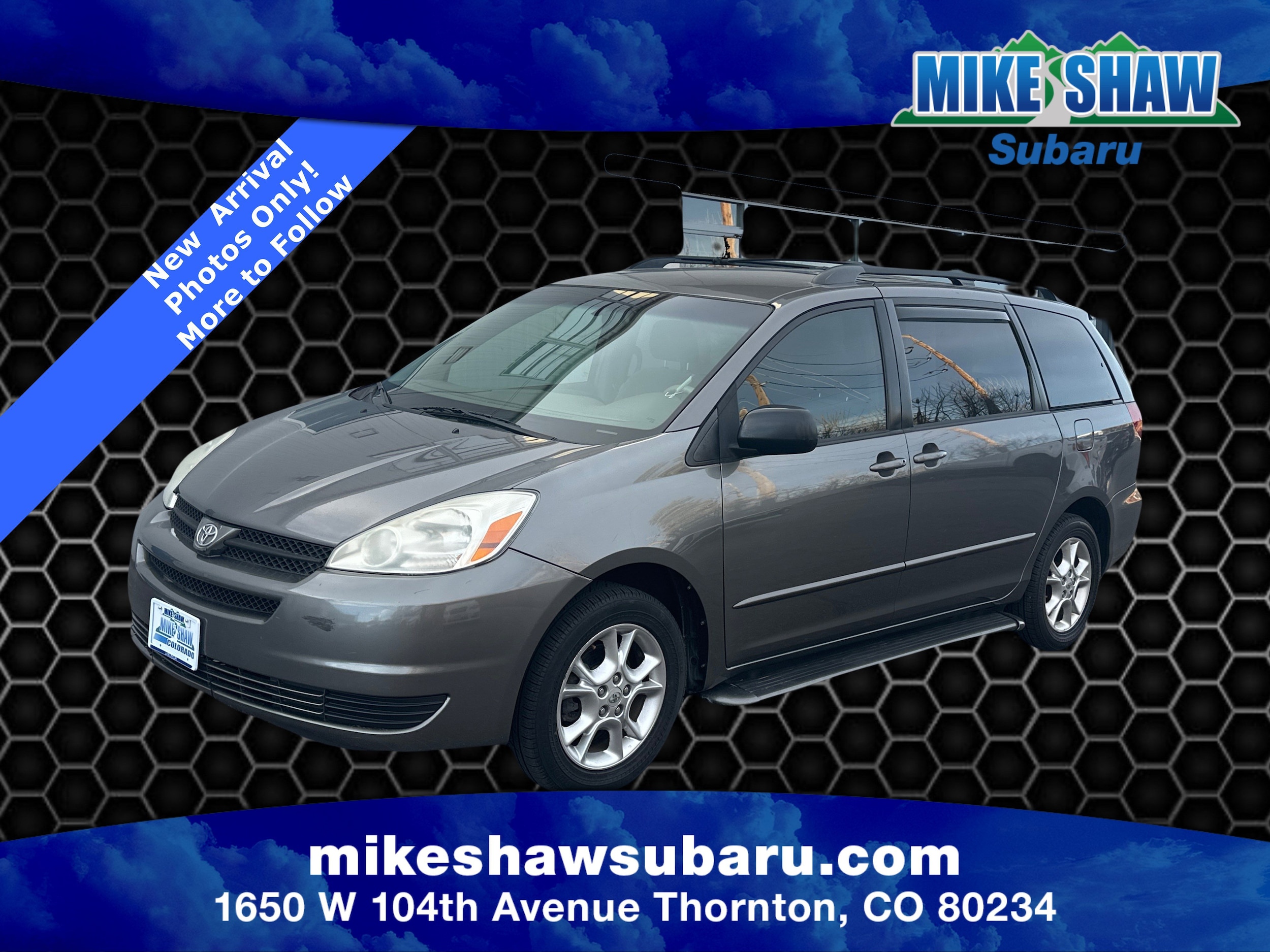 2005 Toyota Sienna LE's photo