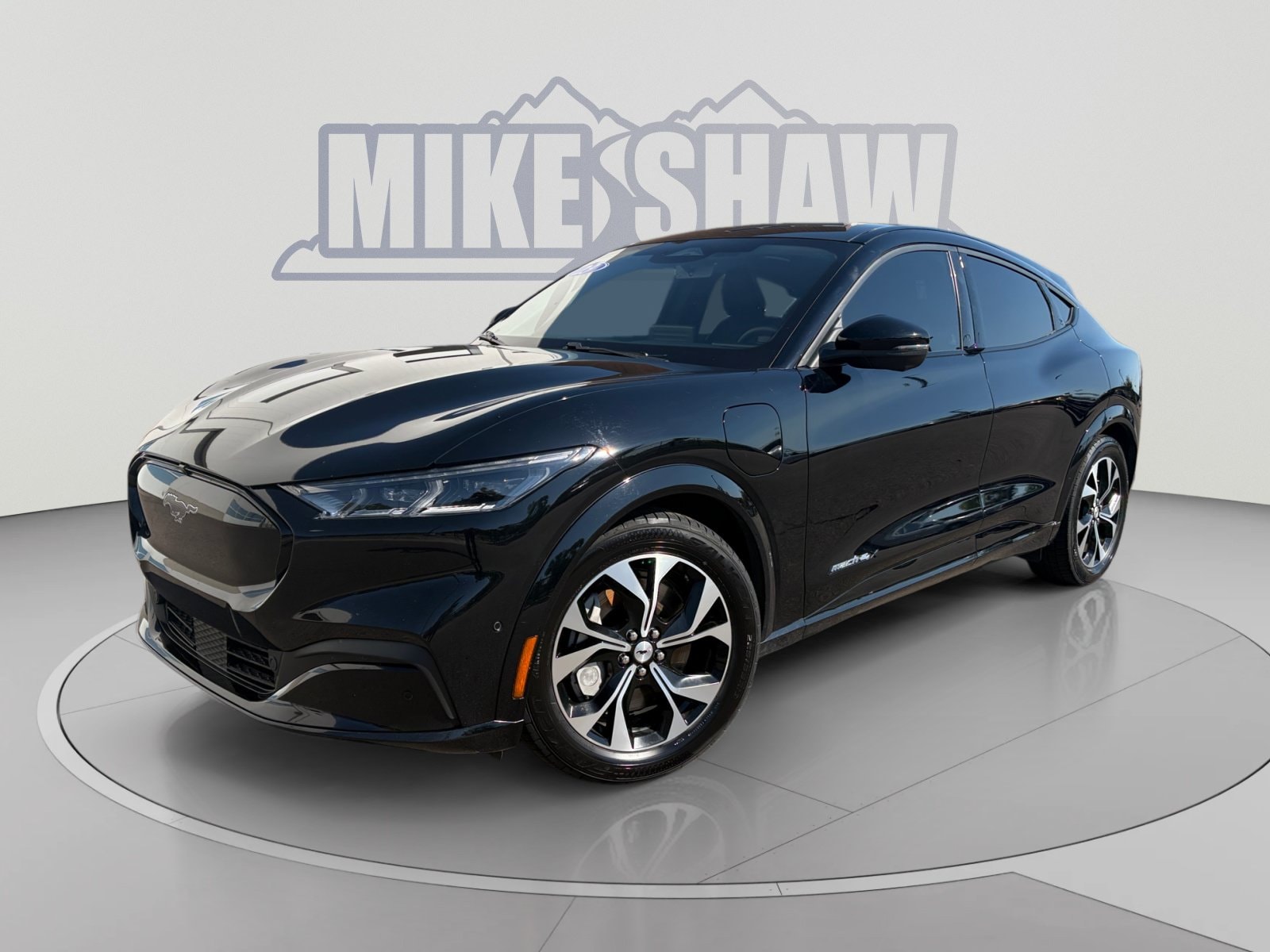 2023 Ford Mustang-Mach-e Premium's photo