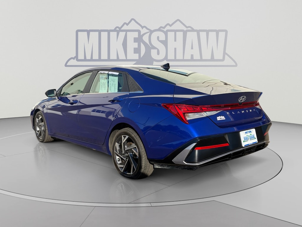 Used 2024 Hyundai Elantra SEL 4dr Car