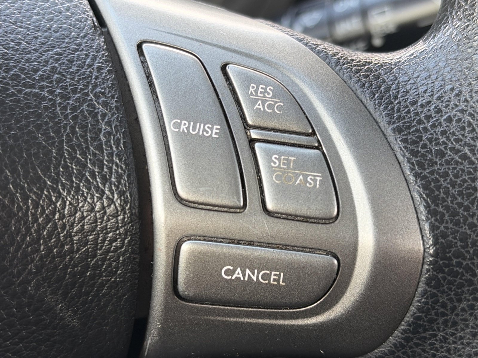 2010 Subaru Forester X - Photo 18