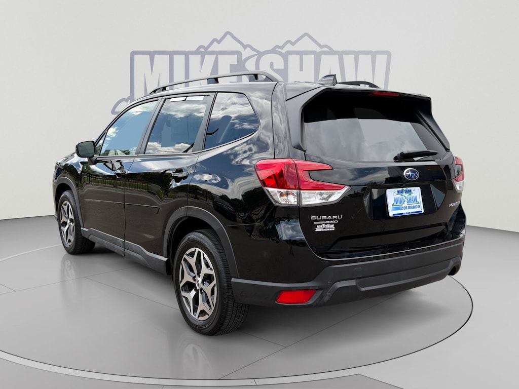 Used 2023 Subaru Forester Premium Sport Utility