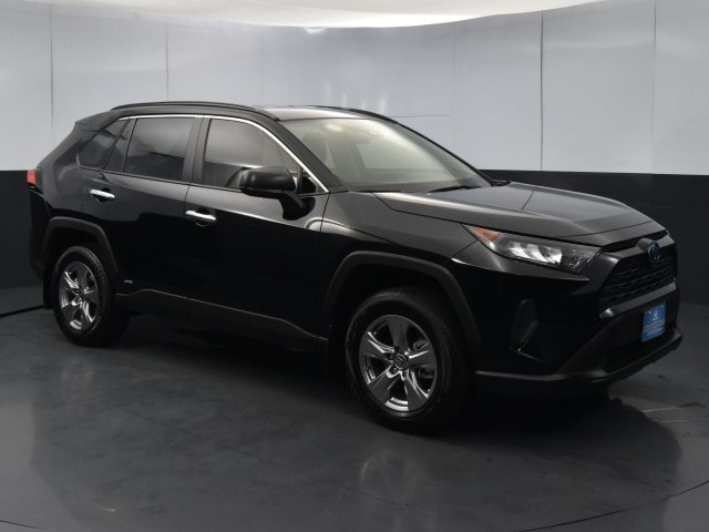 Used 2022 Toyota RAV4 LE with VIN JTMLWRFV2ND143664 for sale in Houston, TX