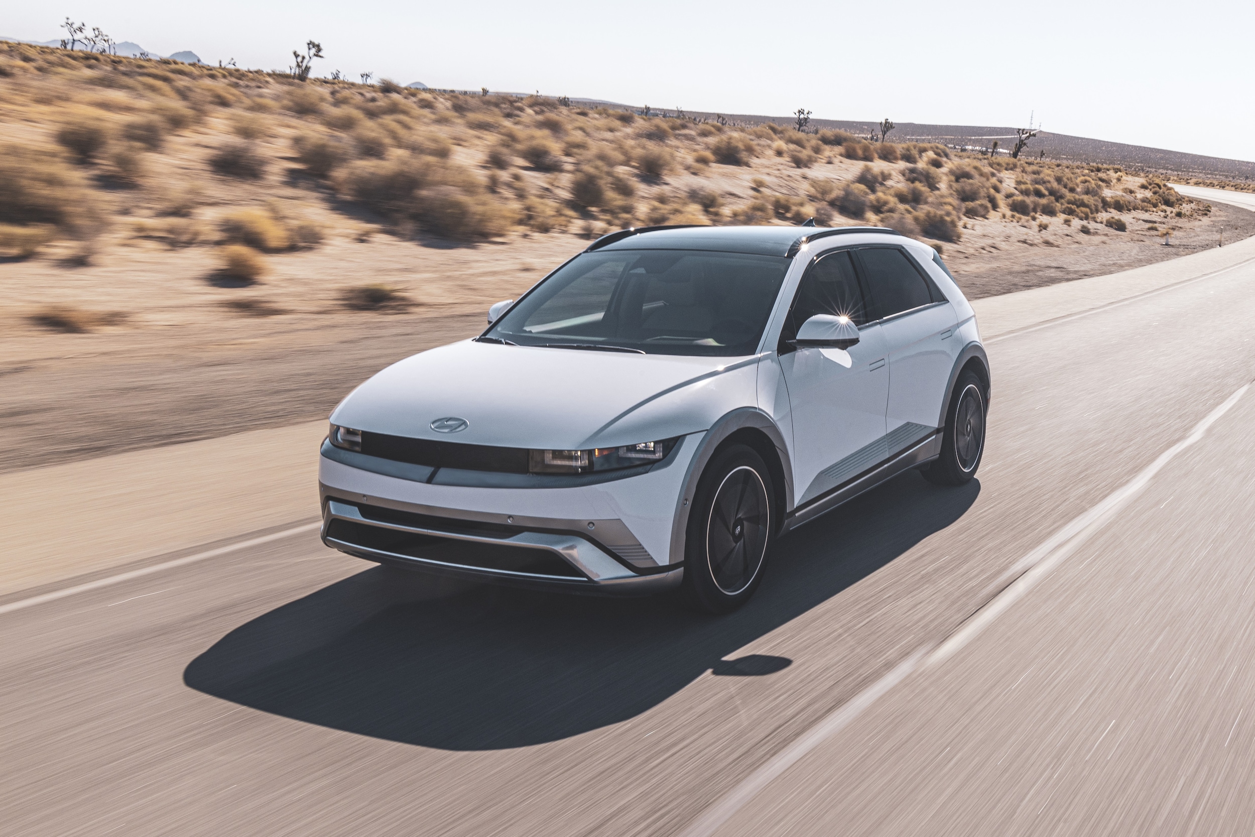 2025 Hyundai IONIQ 5 Surfing