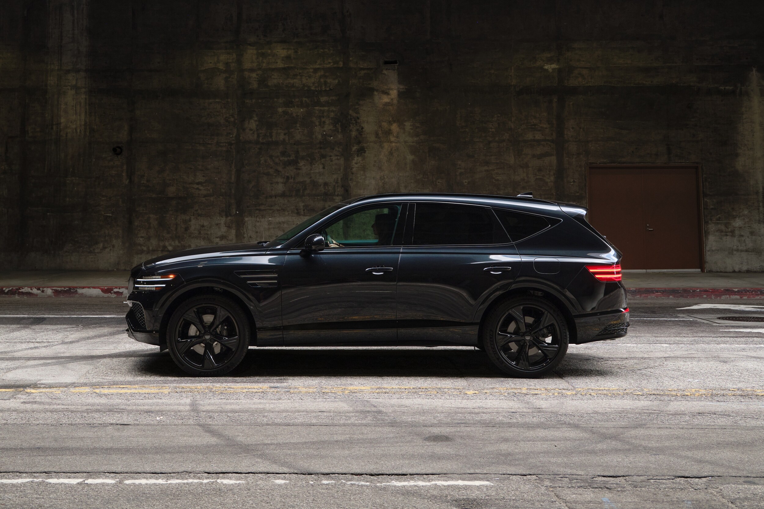2026 Genesis GV80 Camping