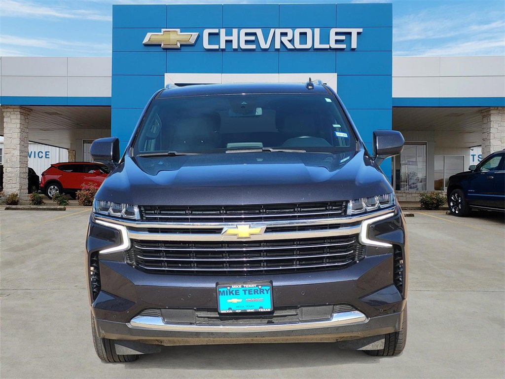2024 Chevrolet Tahoe LT photo 2
