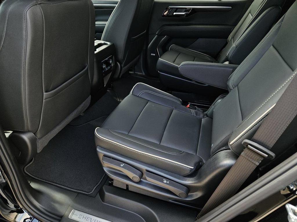 2026 Chevrolet Tahoe Premier - Photo 11