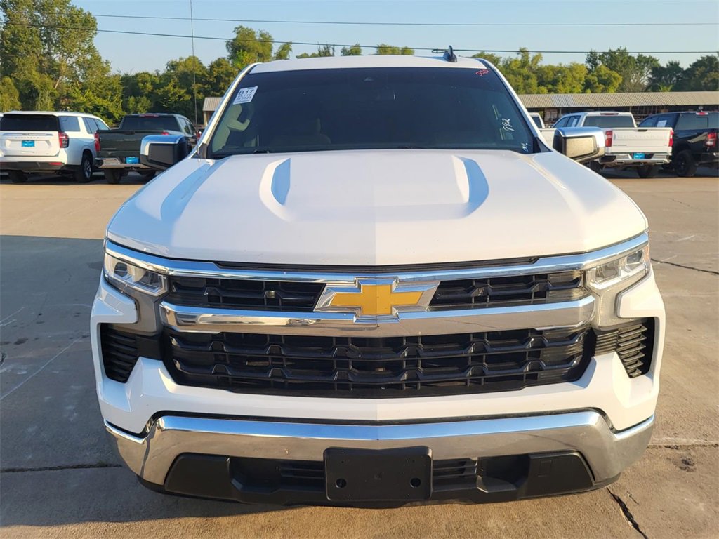 2023 Chevrolet Silverado 1500 LT photo 3