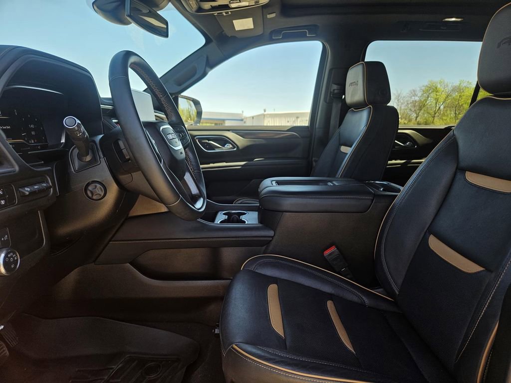 2024 GMC Yukon XL AT4 - Photo 11