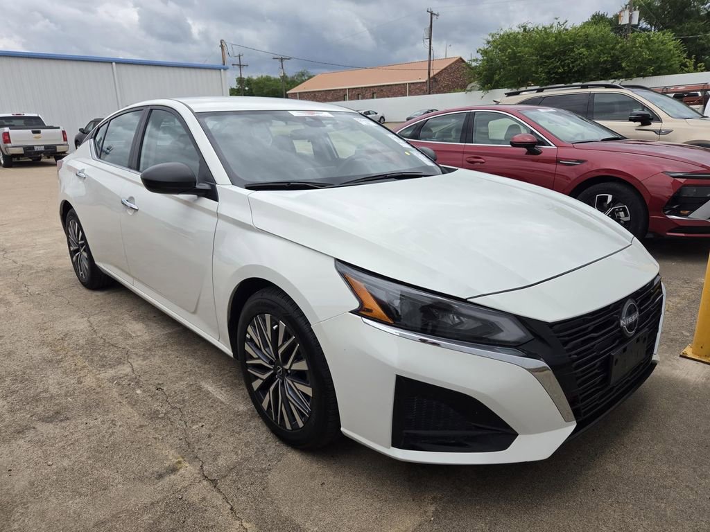 2025 Nissan Altima 2.5 SV's photo