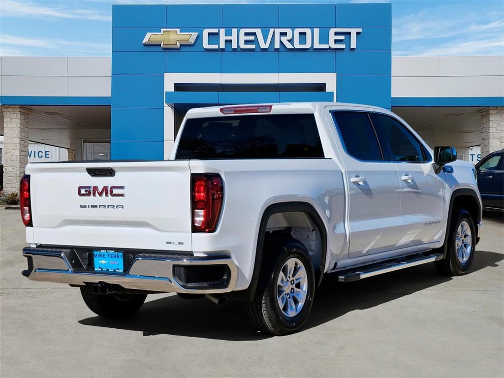 2025 Gmc Sierra 1500 SLE photo 3