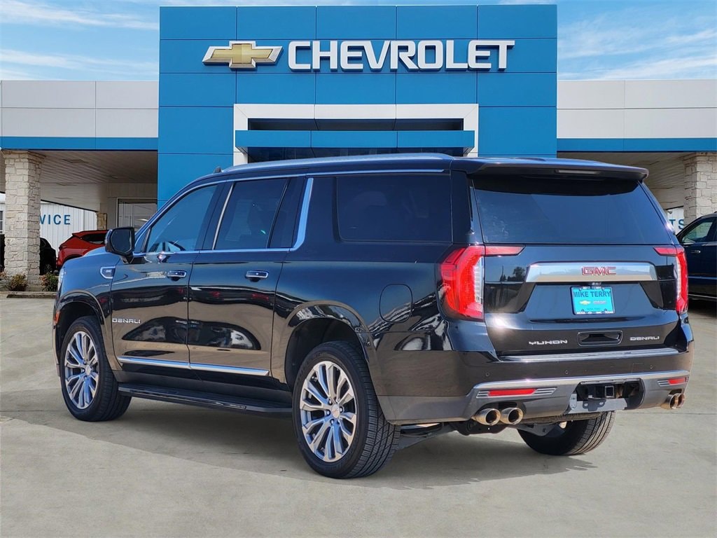 Used 2021 GMC Yukon XL Denali SUV