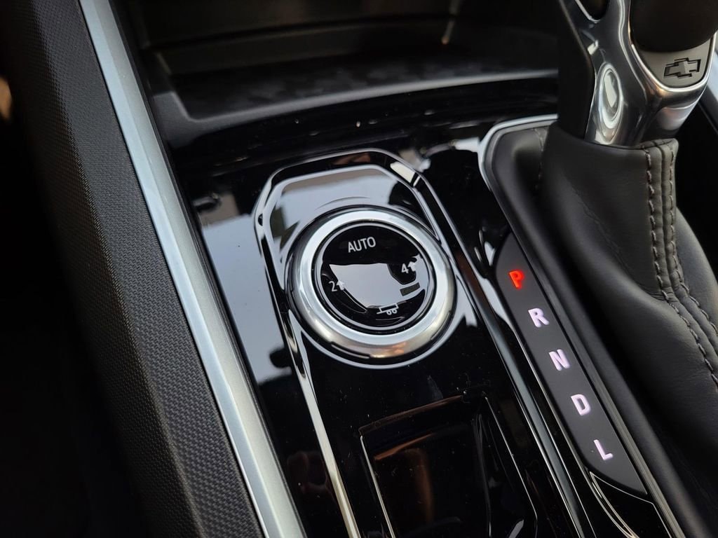 2025 Chevrolet Colorado LT - Photo 19