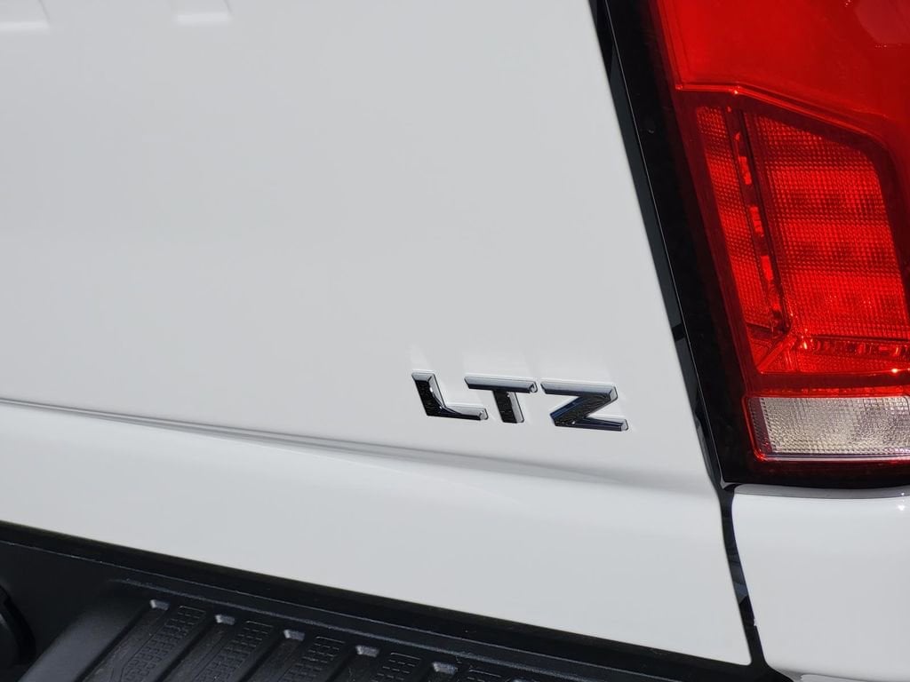 2025 Chevrolet Silverado 2500 HD LTZ - Photo 7