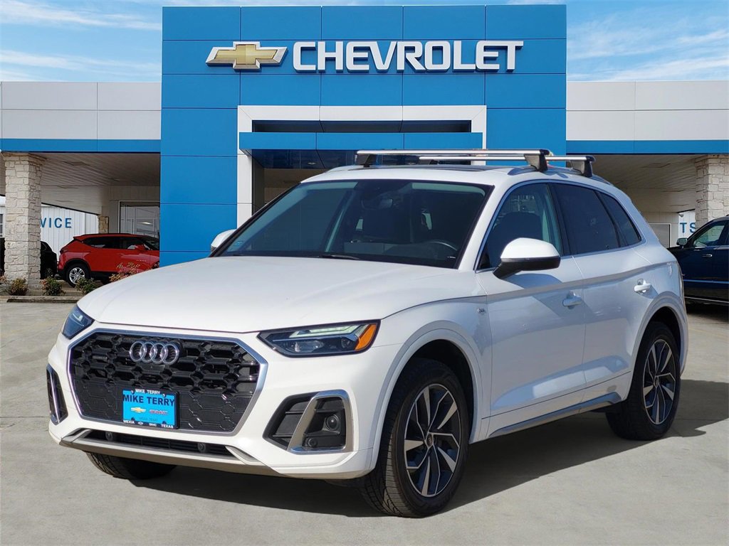 2022 Audi Q5 S line Premium Plus photo 2