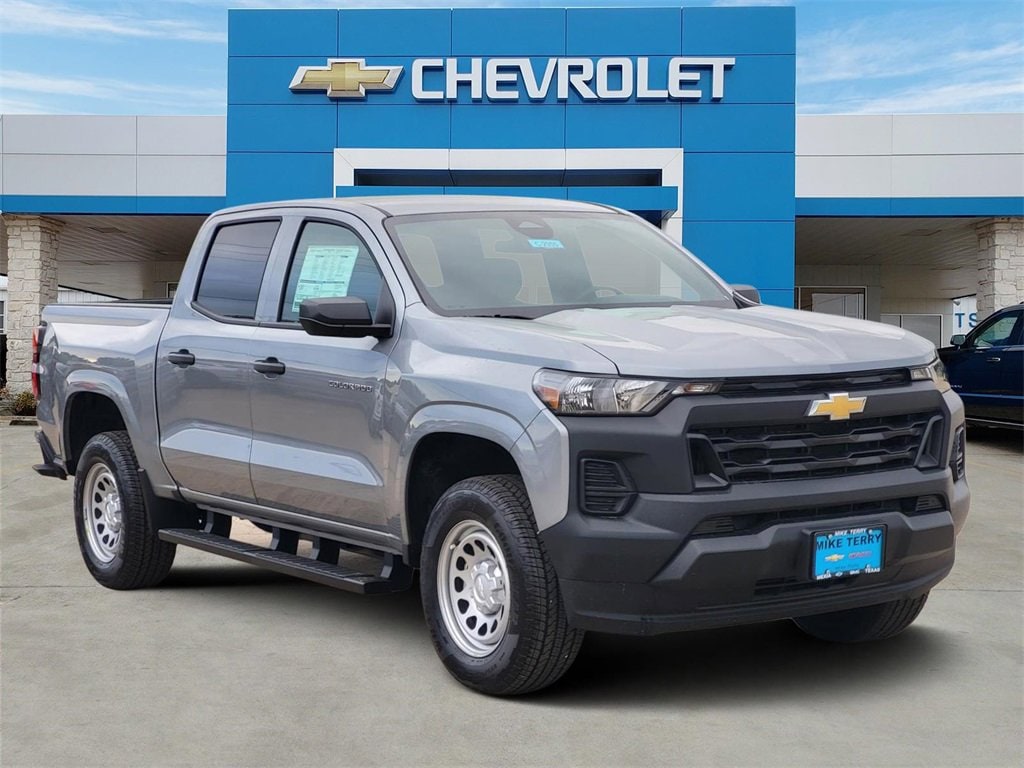 2025 Chevrolet Colorado WT/LT