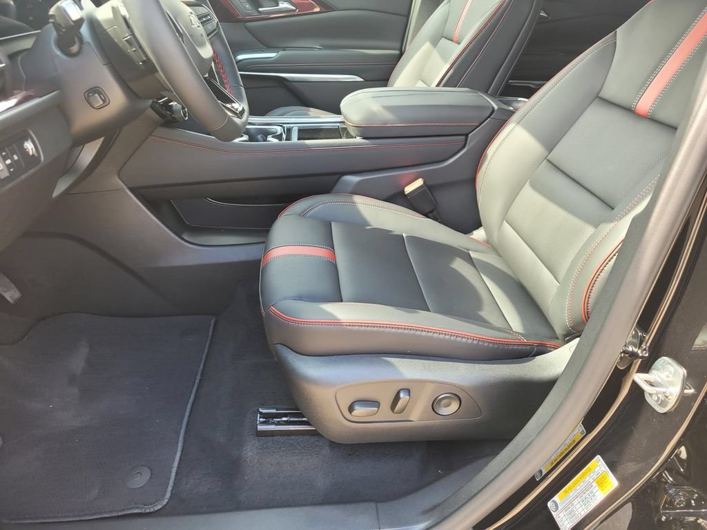 2027 Chevrolet Traverse RS - Photo 15