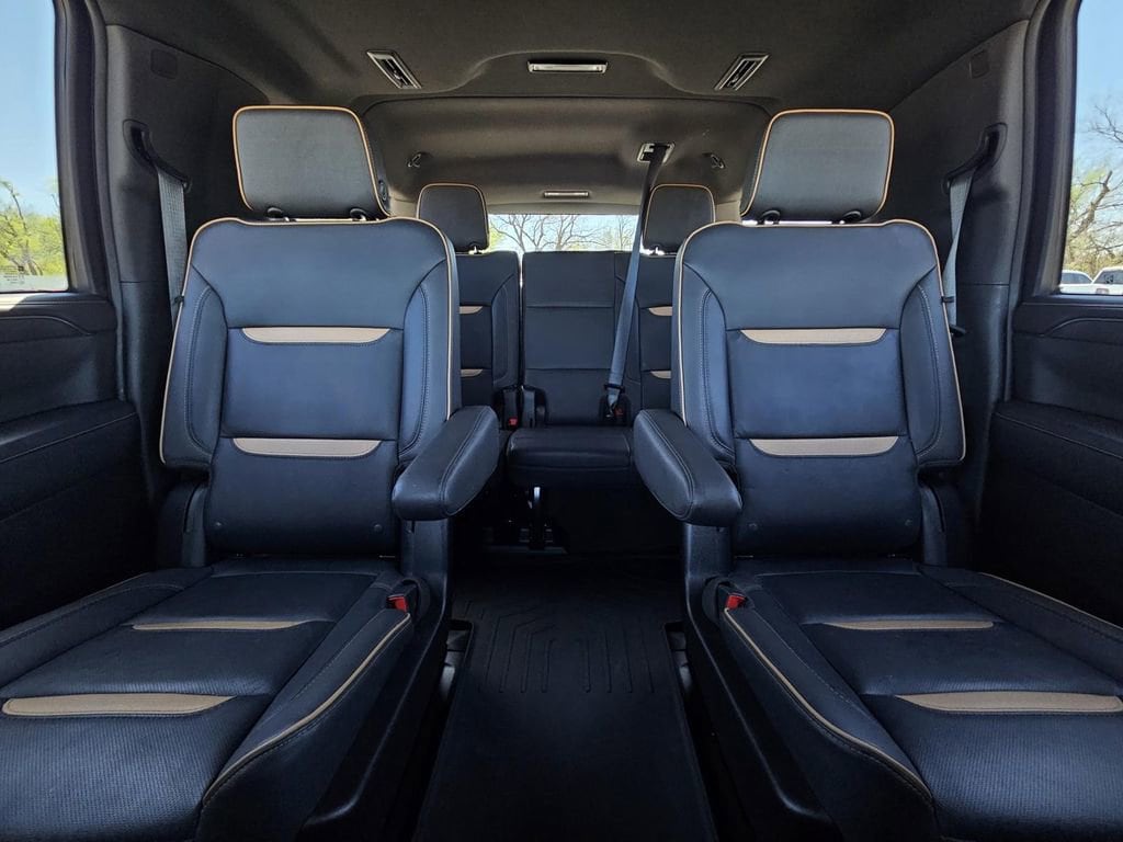 2024 GMC Yukon XL AT4 - Photo 30