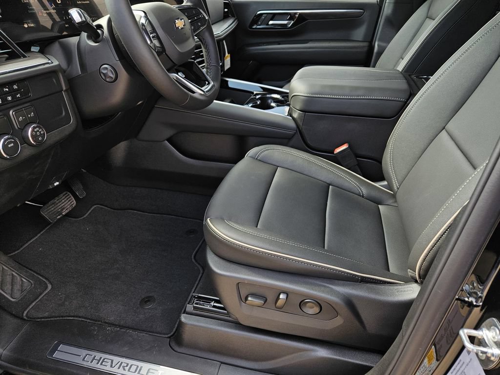 2026 Chevrolet Tahoe Premier - Photo 17