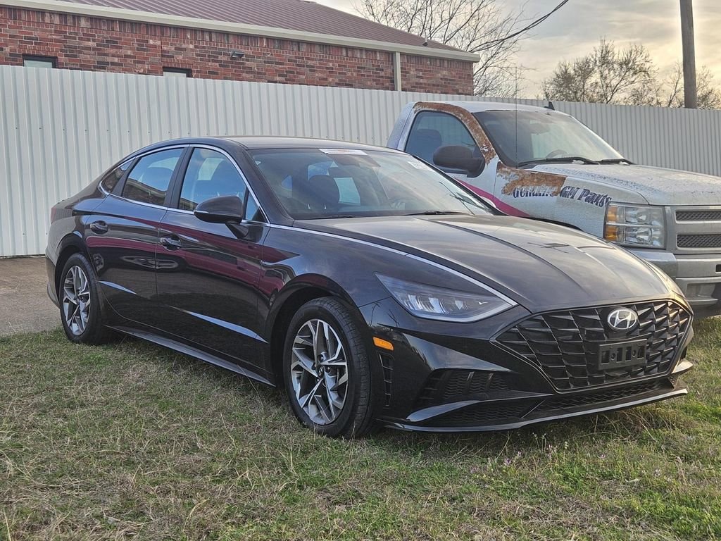 Used 2023 Hyundai Sonata SEL Sedan