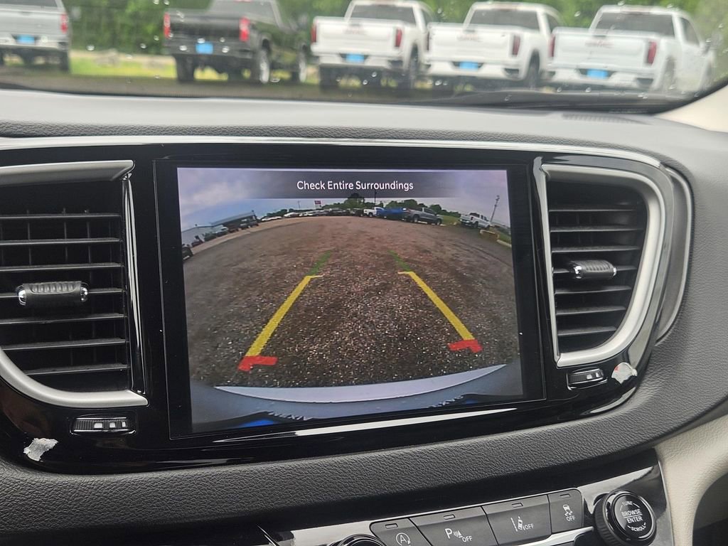2024 Chrysler Pacifica Touring L - Photo 20