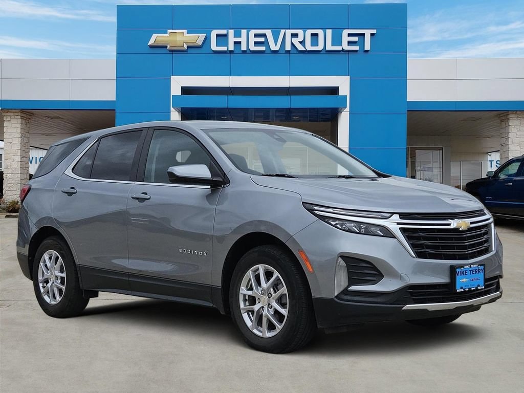 Used 2023 Chevrolet Equinox LT
