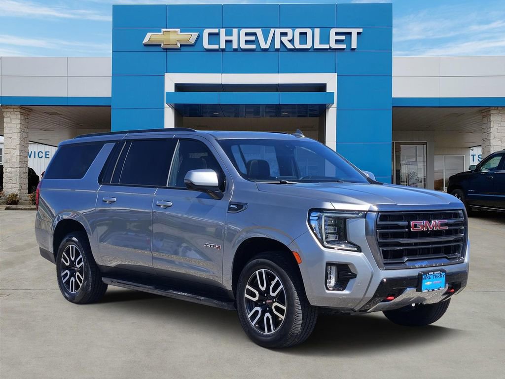 2024 GMC Yukon 4WD AT4's photo