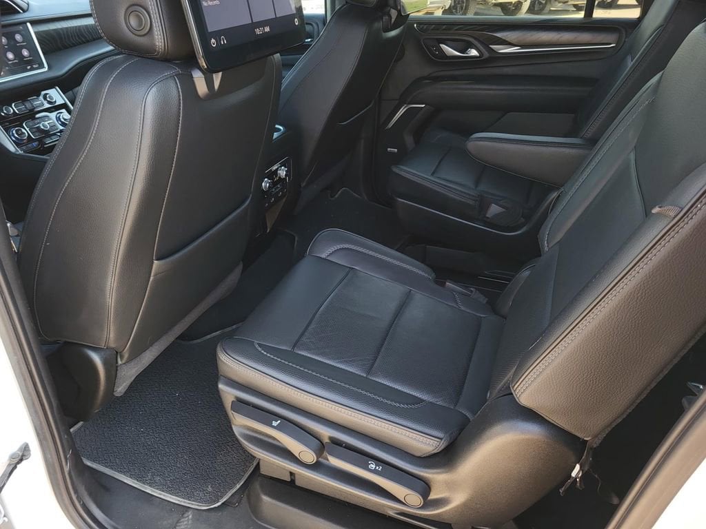 2021 GMC Yukon XL Denali - Photo 16